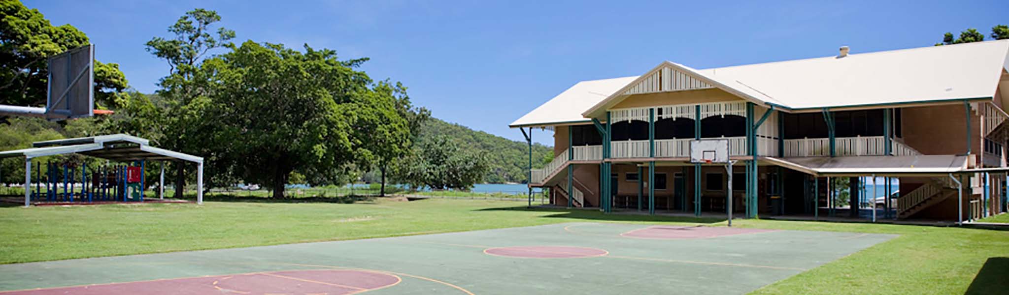 School grounds I Block